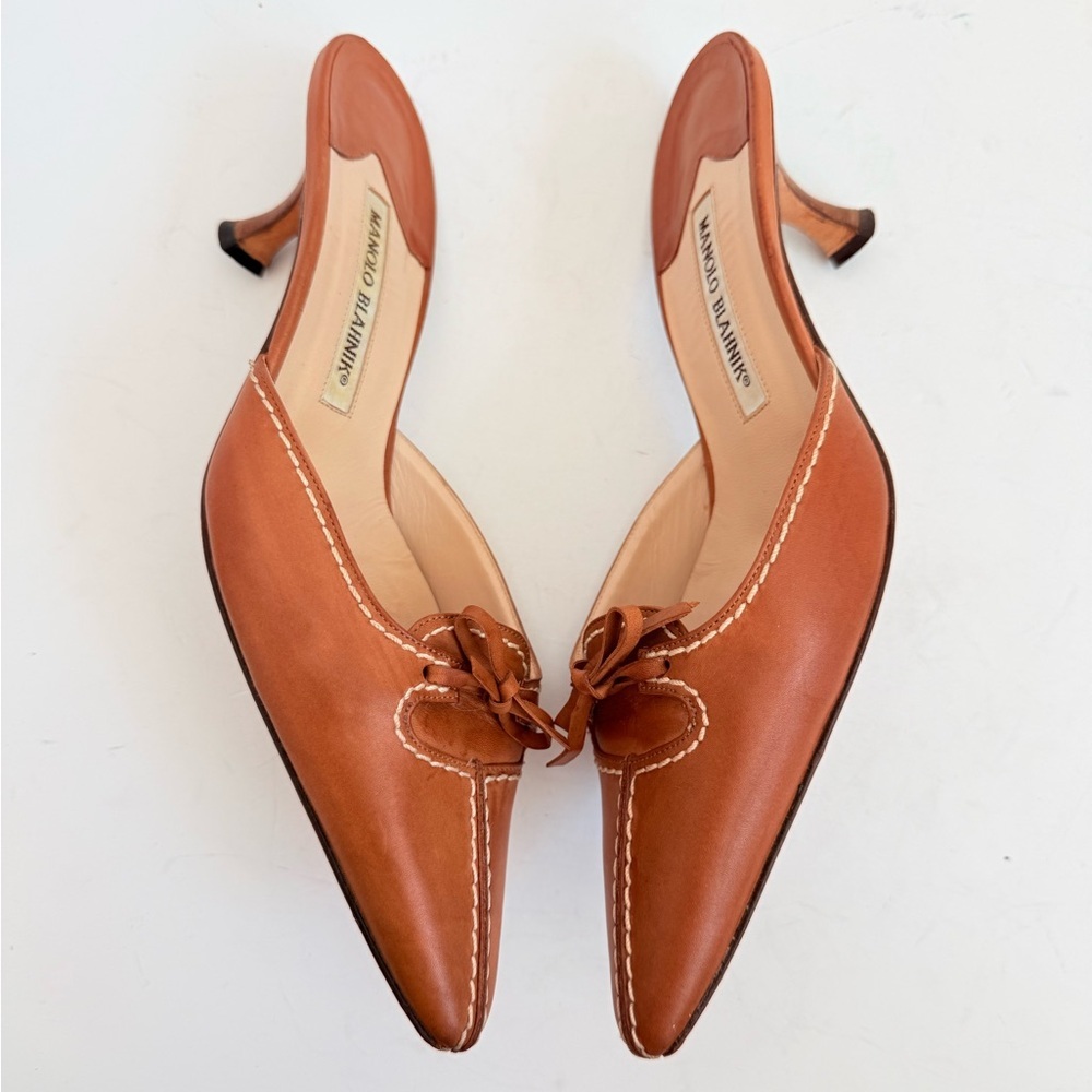 Vintage Manolo Blahnik Brown Leather Contrast Stitch Bow Mule kitten Heels 38.5 - Picture 3 of 9